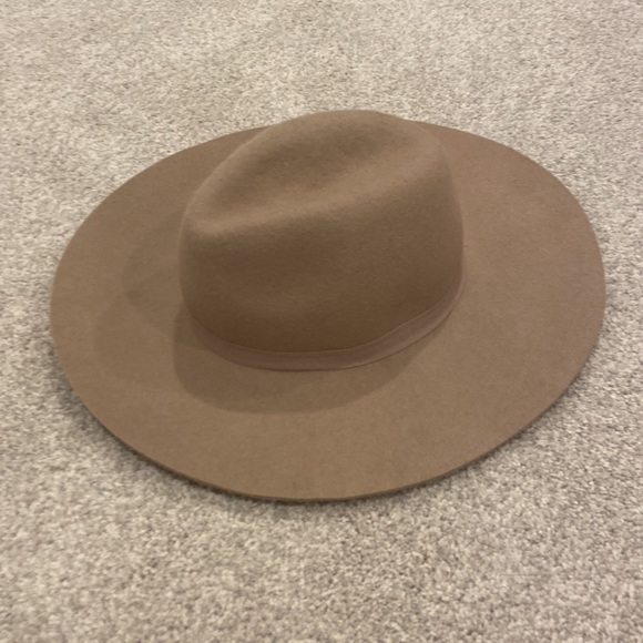 Express hat - Picture 3 of 7